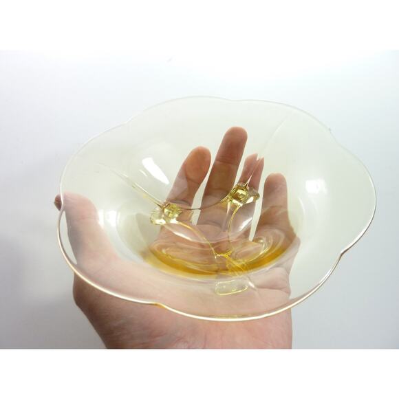 Vintage Lancaster Jubilee yellow Glass Candy dish, footed - Picture 4 of 5